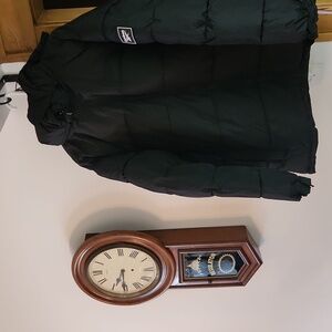 REEBOK XXL Men's Heavy Insulated Quilted Winter Jacket with Zipper Hood